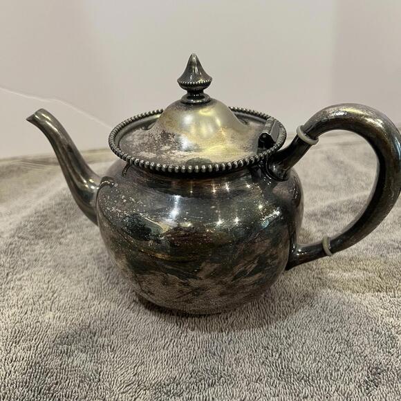 Vintage Wallace Silverplate Teapot, Sugar Creamer Set “M” Engraved Regency MCM - Picture 4 of 9